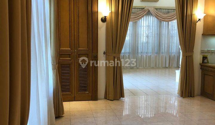 Taman Beverly‬ Golf, Lippo Karawaci, Tangerang 15811.luas Tanah 288 M2, Luas Bangunan 300 M2rent : 150 Jt / Yearsemi Furnish (exl. Tax, Sc, Listrik, Air, Cable Tv & Internet)5 Bedrm, 4 Bathrm, 1 Bedrm & 1 Bathrm Maidhrg 150 Juta Per Tahun Nego 2
