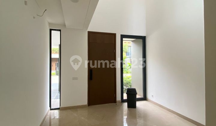 Echante Type 12 Lavish, Excellent, Ready to Occupy, Land Area 306 M2, Building Area 480 M2, 5 Bedrooms + 1, 7 Bathrooms + Can Accommodate 4 Cars, 2 Garages, 2 Carports. Echante Type 12 Lavish, Excellent, Ready to Occupy, Land Area 306 M2, Building Area 480 M2, 5 Bedrooms + 1, 7 Bathrooms + Can Accommodate 4 Cars, 2 Garages, 2 Carports.