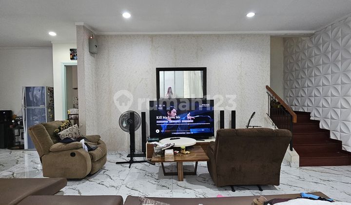 Jual Cepat Cluster De Cajuputi - De Park Bsd City Lt 300 M²lb 400 M²kt 4+1km 4+1shm (4 Surat)hadap Utara 4.400 Watt Carport ( 2 Car)garasi 1gudang & Mushola6 Ac & 3 Water Heater Taman Depan Dan Belakang Jual *6,5 M (nett)** One Gate System Keamanan 24 Ja