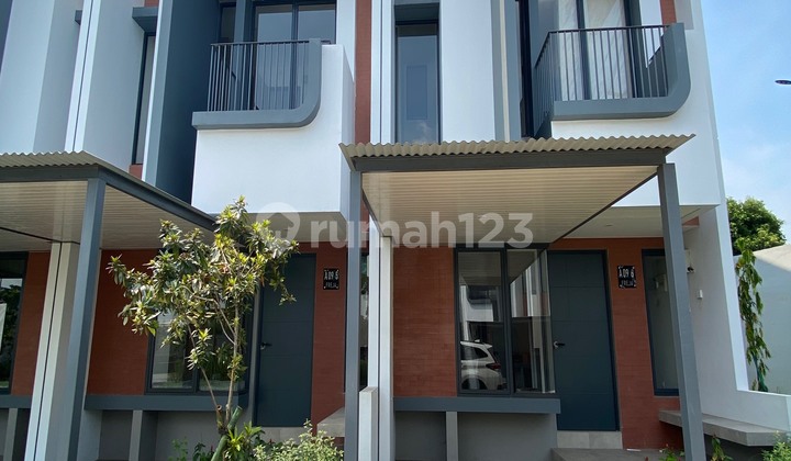 Freja Chic Full Furnished 3 Kamar Tidur Rapih Bagus Siap Huni Dekat Prasmul , Aeon Mal, Lokasi Sebelah Aeon Mal , Dekat Pintu Tol Bsd , Dekat Stasiun Kereta Cisauk., Pasar Intermoda , Univ Prasmul, Univ Atmajaya  1