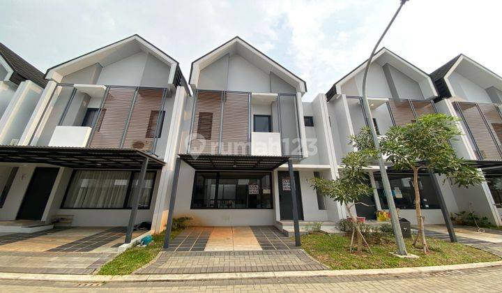 termurah Myza BSD  rumah baru serah terima  2 lantai furnished Luas tanah : 60 Luas bangunan : 73 Jumlah lantai : 2 Kamar tidur : 3 Kamar mandi : 2 PPJB Carport : 1 sudah ada kanopi Dapur : 1 Furnished Air : WTP Listrik : 2200 Hadap : timur laut 1