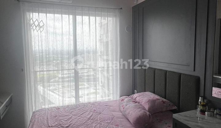 Sky House BSD Luxury Unit Like a Hotel Room, Just Bring Your Suitcase, Building Area 20 m², 1 Bathroom, Leoni Tower, 31st Floor, City View, Fully Furnished, Includes TV, Refrigerator, Kitchen Set, Queen Size Bed, Wardrobe, Study Desk, Shelves, AC, Water Heater Sky House BSD Luxury Unit Like a Hotel Room, Just Bring Your Suitcase, Building Area 20 m², 1 Bathroom, Leoni Tower, 31st Floor, City View, Fully Furnished, Includes TV, Refrigerator, Kitchen Set, Queen Size Bed, Wardrobe, Study Desk, Shelves, AC, Water Heater