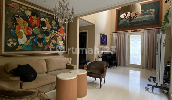 Jual Cepat, Siap Huni Rumah Taman Mediteranian Lippo Karawaci Central Rumah Sangat Bersih Dan Rapih Luas Bangunan 270 M2, Luas Tanah 283 M2, 2 Lt (belakang Tanah Kosong)4 Kt + 2 Kt (art+supir)4 Km + 2 Km (art+supir)toto, Ikea >ex Rumah Contoh Fully Furnis 2