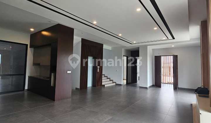Rumah3 Lantai Bangunan Mandiri Ada Lift Fi Alam Sutera View Menghadap Kolam Renang Layout Plong, Terang, Dan Nyaman 2