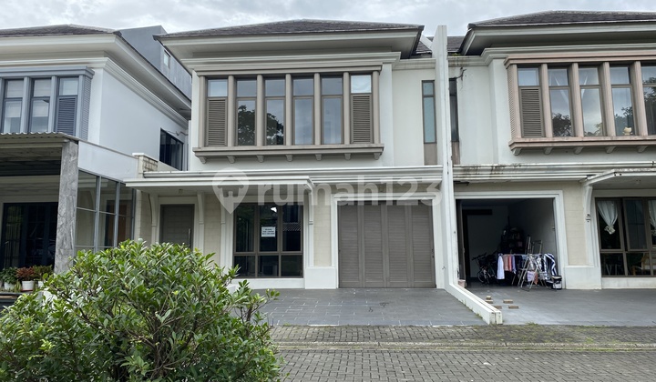 Cluster Luxmore Greenwich - BSD Cakepp Contact Nathalia 082114393820 Area 135 m² Building Area 163 m² Floor 4 +1km 3 +1 PPJB Ready AJB (On Hand)*