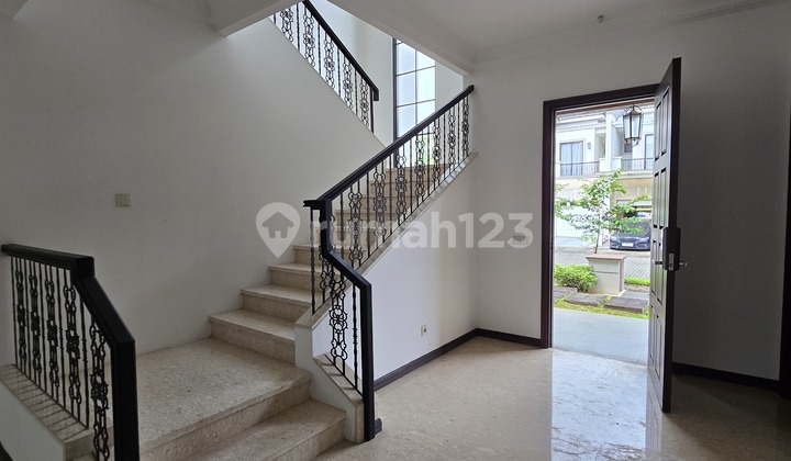 *LUXURY JADEITE CLUSTER BSD City*  Land Area: 200 (10x20) Building Area: 225 Bedrooms: 4+1 Bathrooms: 4+1 AC Units: 5 Water Heaters: 3 Curtains South Facing 2