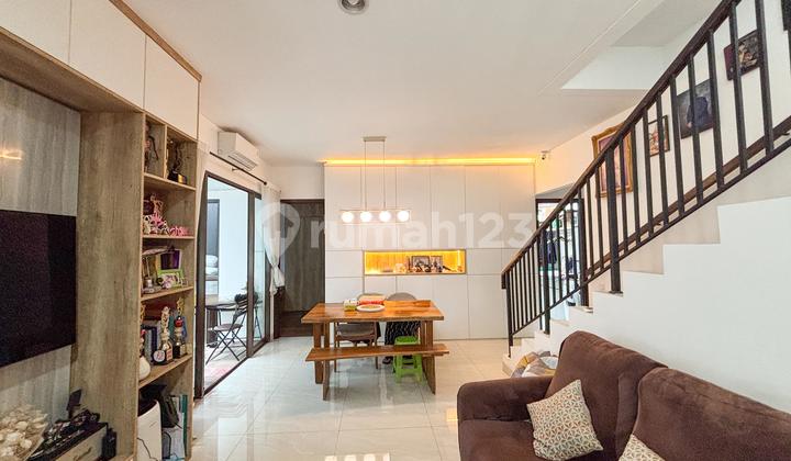 Rumah Fully Furnished Di Cluster Mozia Bsdletak Strategis, Dekat Ice Bsd, Mall Aeon, Pintu Tol, Universitas Prasetya Mulya, Sekolah Ipeka, Supermarket Grand Luckyluas Tanah 135m2, 9x15luas Bangunan 156m22 Lantaikamar Tidur 4+1kamar Mandi 3+1carport 2 Mobi Rumah Fully Furnished Di Cluster Mozia Bsdletak Strategis, Dekat Ice Bsd, Mall Aeon, Pintu Tol, Universitas Prasetya Mulya, Sekolah Ipeka, Supermarket Grand Luckyluas Tanah 135m2, 9x15luas Bangunan 156m22 Lantaikamar Tidur 4+1kamar Mandi 3+1carport 2 Mobi