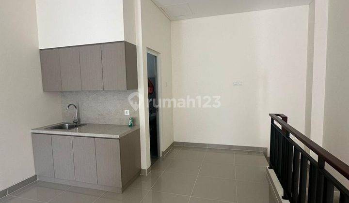 Ruko Baru Ruko Verona Junction Gading Serpong Depan.pom.bensin B P Dekat Sekolah Saint John.. Lokasi Sangat Strategis.. Uk 5x102 Lt Free Ipl 1 Th Sampai Maret 2026 Ac 2 Unitcctv 2 Unit Solar Panel Pln 3300 Watt Air Pdam  2