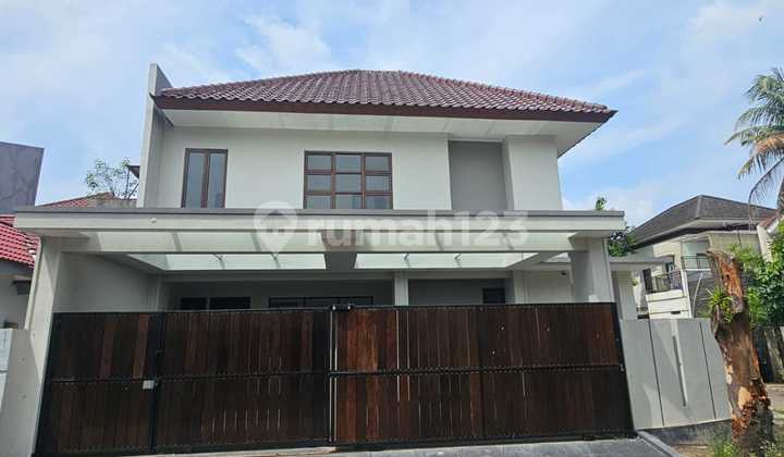 Rumah Kencana Loka Bsd Rapi, Siap Huni, Lokasi Strategis Dekat Sekolah Stella Maris & Pasar Modern Bsd Lt 204 M² (13,6 × 15) - Kavling Hook Kotak Rumah Kencana Loka Bsd Rapi, Siap Huni, Lokasi Strategis Dekat Sekolah Stella Maris & Pasar Modern Bsd Lt 204 M² (13,6 × 15) - Kavling Hook Kotak