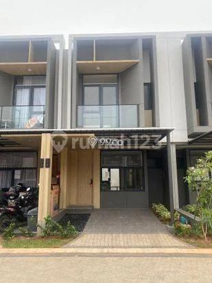 Svani Tanakayu Bsd 2 Lantai 》 3 Kamar Tidur2 Kamar Mandi Luas Tanah70 5x14bangunan 2 Lantai 1 Carport + Kanopi Full Furnished 3 Ac Water Heater Kompor Kitchen Set Meja Makan 1