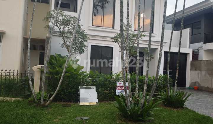 Taman Himalaya Jl. Gunung Pasifik, Lippo Karawaci