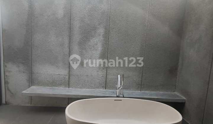 Taman Himalaya Jl. Gunung Pasifik, Lippo Karawaci 2