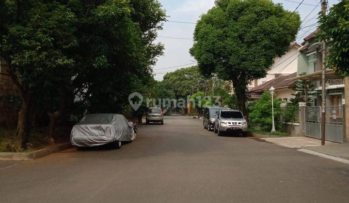 Rumah Dalam Lingkungan Yang Tenang di Pancoran, Pengadegan, Jakarta Selatan 6