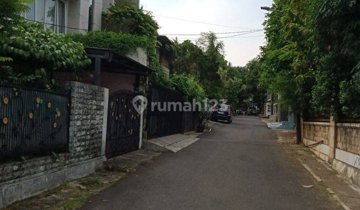 Rumah Dalam Lingkungan Yang Tenang di Pancoran, Pengadegan, Jakarta Selatan 7
