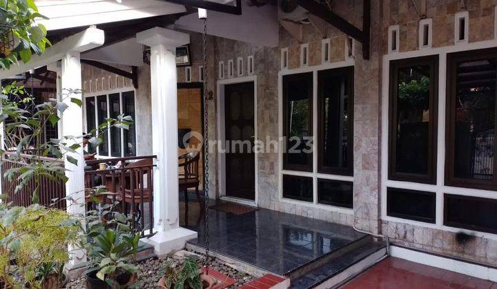 Rumah Dalam Lingkungan Yang Tenang di Pancoran, Pengadegan, Jakarta Selatan 8