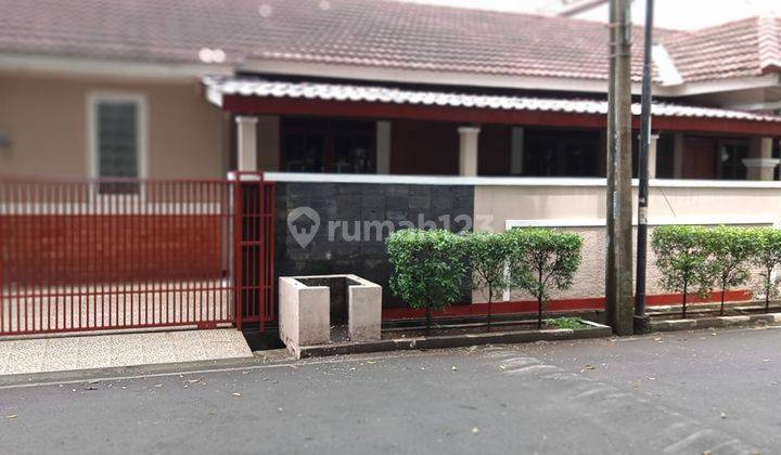 Rumah Bagus Semi Furnished Siap Huni di Pondok Gede, Jatimakmur, Bekasi, Bekasi 1