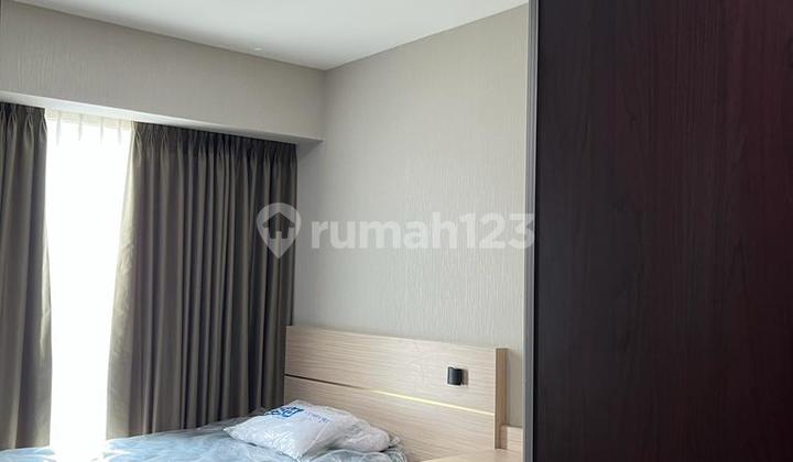 kamar tidur disewakan 3 bedrooms apartment gandaria