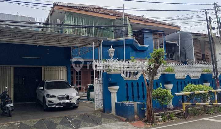Dijual Rumah Bisa Untuk Kantor, Kos2an atau Usaha Lain di Cempaka Putih Tengah dekat Taman Solo, Jakarta Pusat