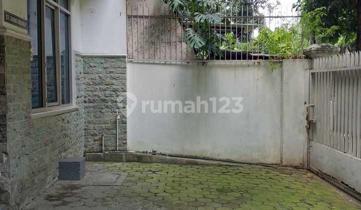Dijual Rumah Pinggir Jalan Bisa Untuk Usaha di Utan Kayu Matraman Jakarta Timur 2