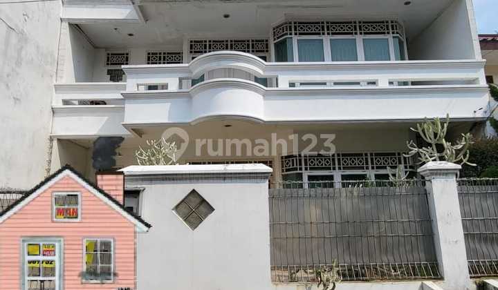 Dijual Rumah Lama Dibawah Harga Pasaran Cocok untuk Investasi di Duren Sawit Jakarta Timur