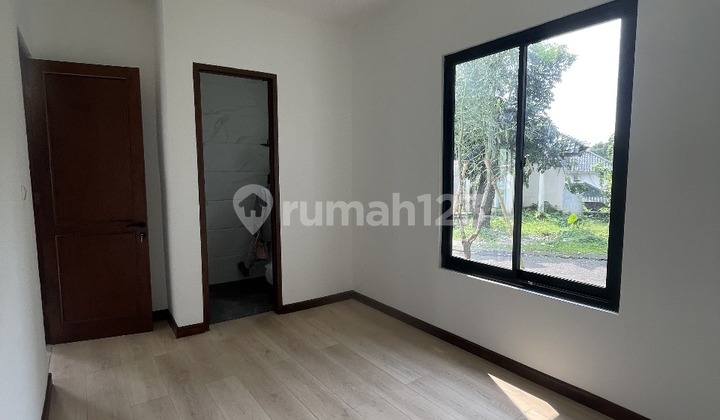 Dijual Rumah Mewah di Bukit Golf Hijau, Sentul City 2