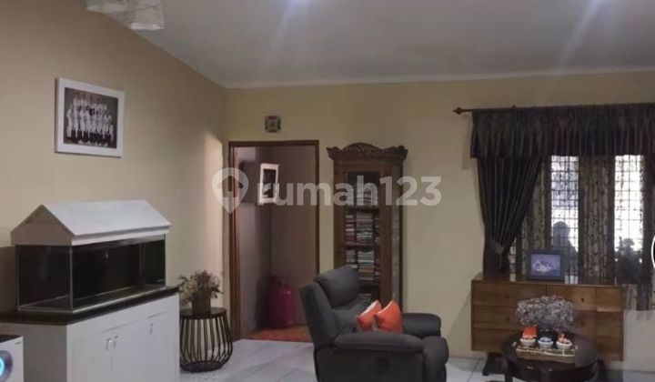 Dijual Rumah di Kompleks Perumahan Kotamas, Cimahi 2