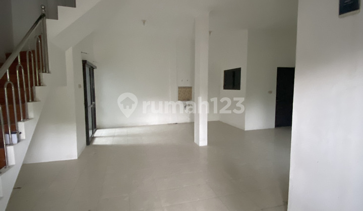 Dijual Rumah Asri dan Nyaman di Cimanggu Boulevard, Bogor 2