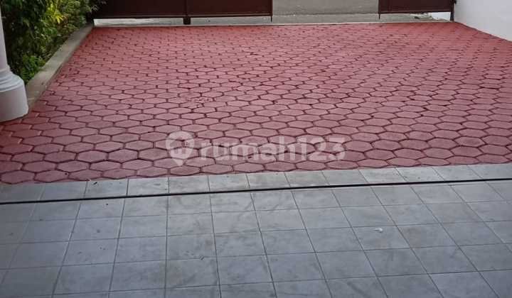 Rumah megah 2 lantai asri dan Bagus di Beji Timur Depok  2