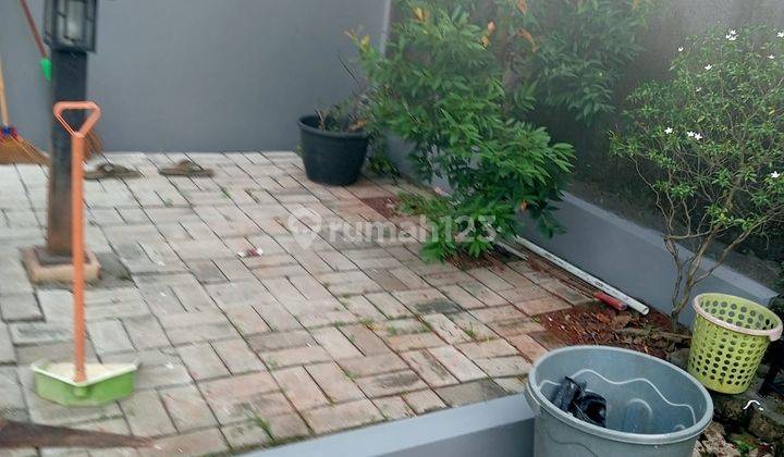 Rumah Bagus 2 Lantai Hook Di Townhouse Casavera Cibubur  2