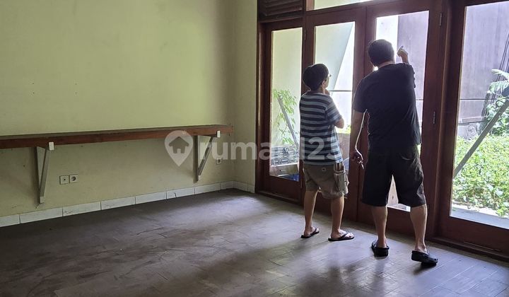 rumah nyaman modern hommey di daerah cipaku 2