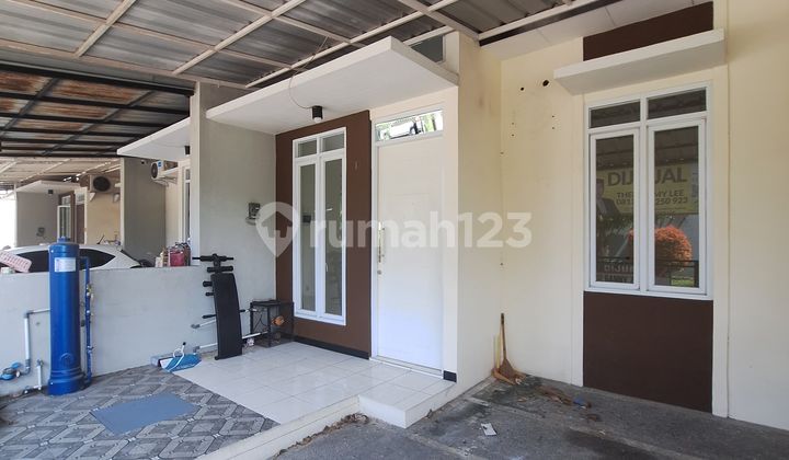 rumah baru renovasi di taman kopo indah  2
