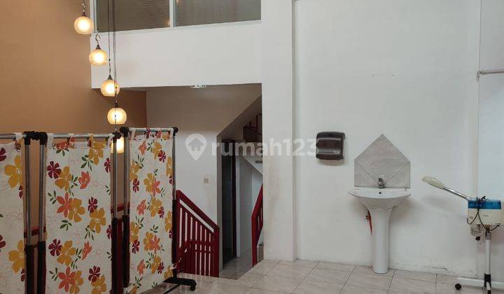 For Sale Ruko 2,5 Lantai di Cipedes Strategis 9