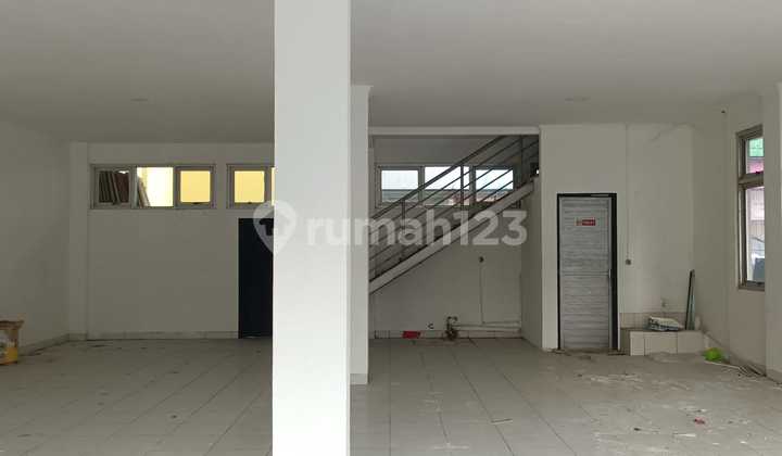 For Sale Ruko 3 Lantai Strategis di Sayap Dago 1