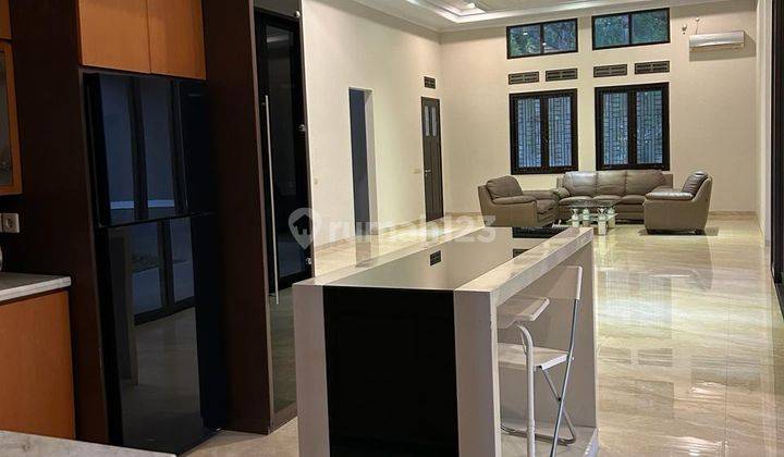 Rumah Dijual Modern Lux Nyaman di Kota Baru Parahyangan 1