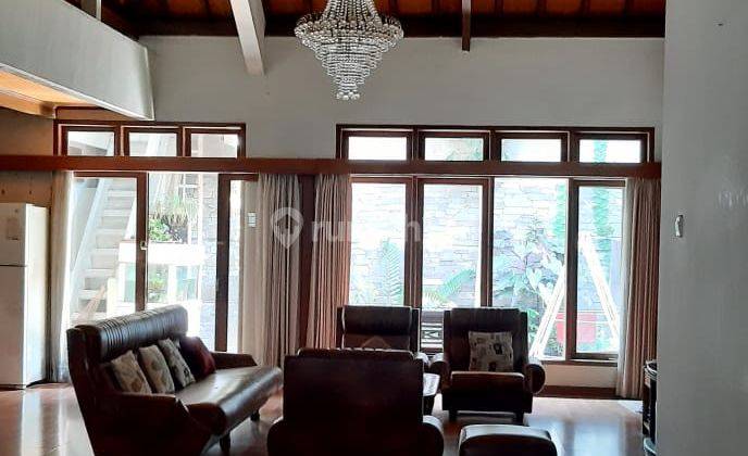 Rumah Dijual Modern Nyaman di Setra Sari 1