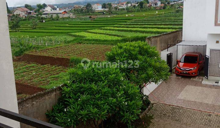 Dijual Kosan Dan Hotel Lokasi Strategis di Setiabudi Mainroad 2