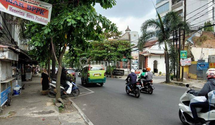 Tanah Lokasi Premium di Jalan Kebon Jati 2