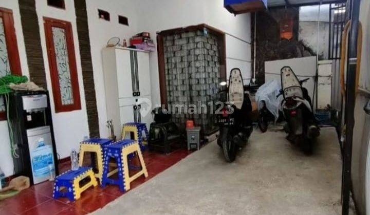 Rumah Cantik Minimalis Siap Huni di Taman Kopo Indah 1 1