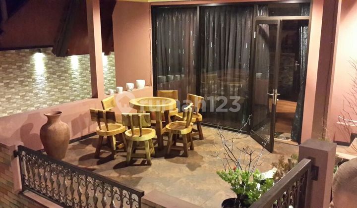 Villa di Bukit Dago Pakar Timur 2 Lantai Nyaman dan Asri Villa di Bukit Dago Pakar Timur 2 Lantai Nyaman dan Asri