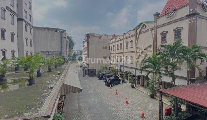 Apartemen The Majesty Tipe 2 Bedroom Semi Furnished 2