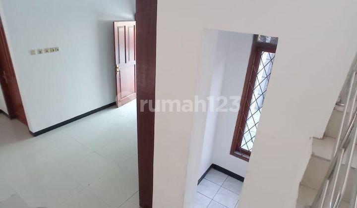 rumah besar siap huni di komplek pasadena