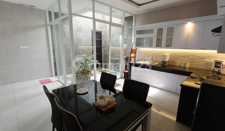 Rumah Full Furnished di Summarecon Bandung