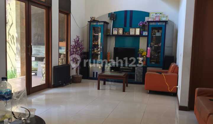 rumah nyaman 2 lantai lokasi di mekar wangi