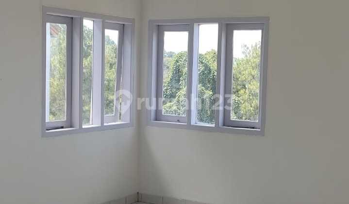 rumah lux nyaman hommey di komplek bukit idaman cipaku 2