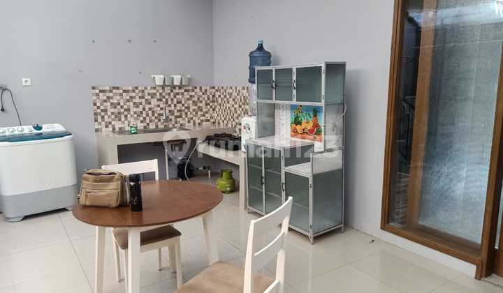 rumah minimalis nyaman 2 lantai di sariwangi rumah minimalis nyaman 2 lantai di sariwangi