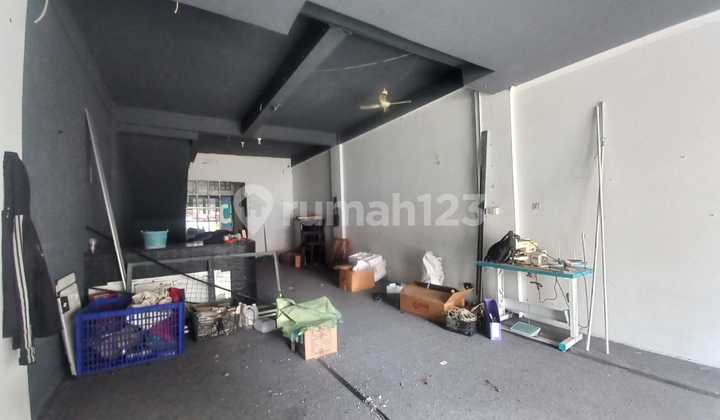 ruko 3.5 lantai lokasi strategis di sayap lengkong