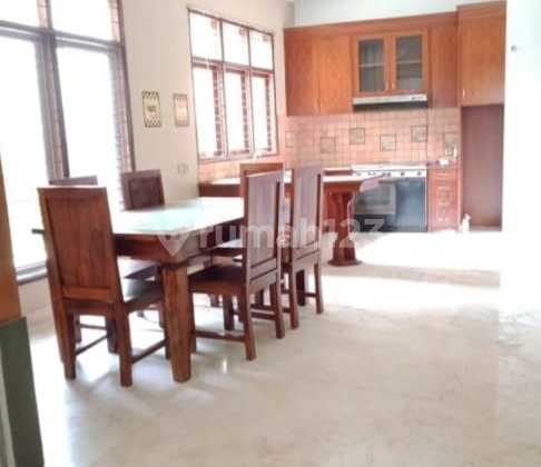 Rumah Nyaman Modern Lokasi di Daerah Sayap Sukajadi Rumah Nyaman Modern Lokasi di Daerah Sayap Sukajadi
