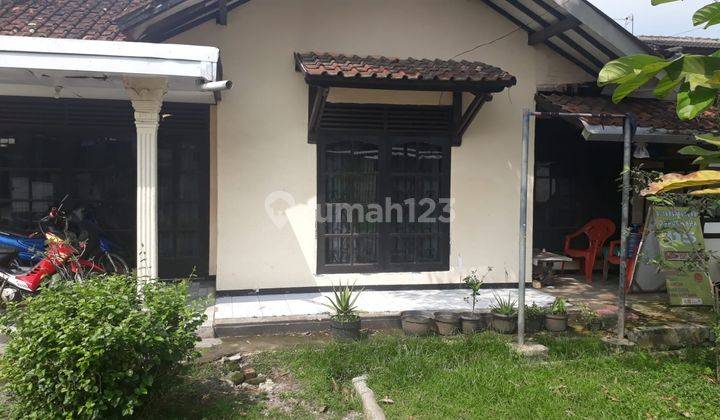 Rumah Dijual Modern 2 Lantai di Mainroad Katapang 1