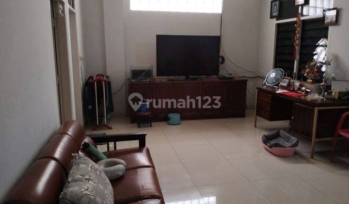 Rumah Dijual Plus Kosan di Komplek Muara Strategis 2