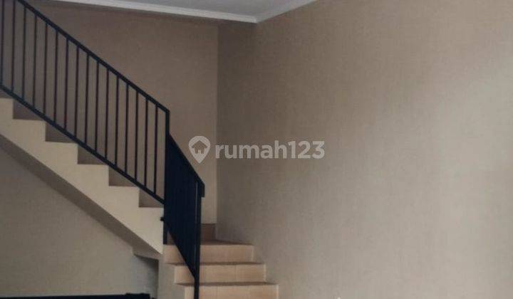 Ruko Dijual 2 Unit Lokasi Strategis di Sarijadi 2